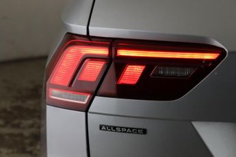 Volkswagen Tiguan Allspace 1.5 TSI Life DSG Euro 6 (s/s) 5dr