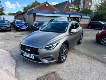 Infiniti Q30 1.6T Premium Euro 6 (s/s) 5dr