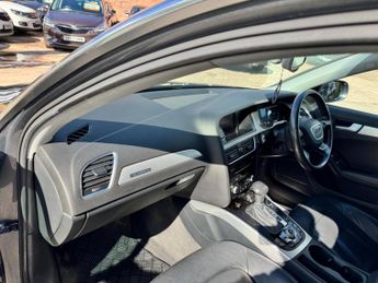 Audi A4 Avant 2.0 TDI SE Technik S Tronic quattro Euro 5 (s/s) 5dr