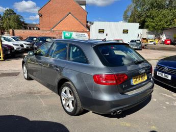 Audi A4 Avant 2.0 TDI SE Technik S Tronic quattro Euro 5 (s/s) 5dr
