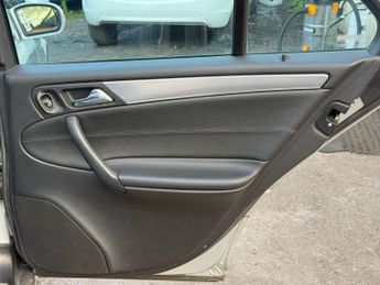 Mercedes-Benz C Class 1.8 C180 Kompressor Avantgarde SE 4dr