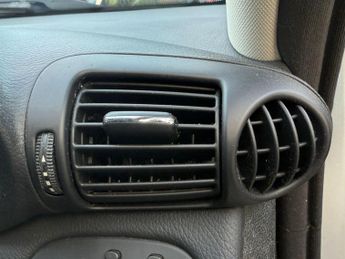 Mercedes-Benz C Class 1.8 C180 Kompressor Avantgarde SE 4dr