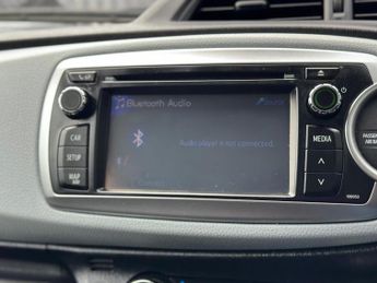Toyota Yaris 1.5 VVT-h T4 CVT Euro 5 5dr