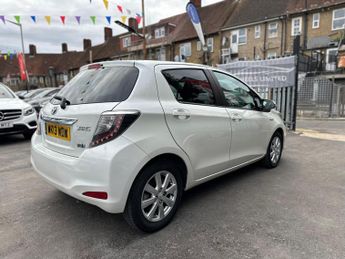 Toyota Yaris 1.5 VVT-h T4 CVT Euro 5 5dr