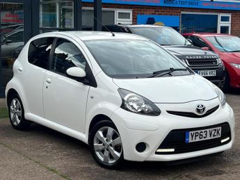 Toyota AYGO 1.0 VVT-i Move Hatchback 5dr Petrol Manual Euro 5 (68 ps)