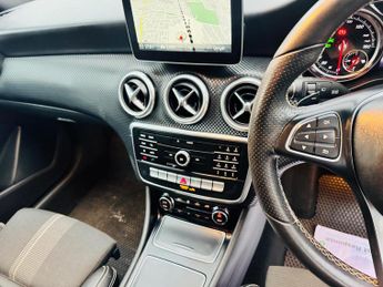 Mercedes-Benz A Class 1.5 A180d Sport Edition 7G-DCT Euro 6 (s/s) 5dr
