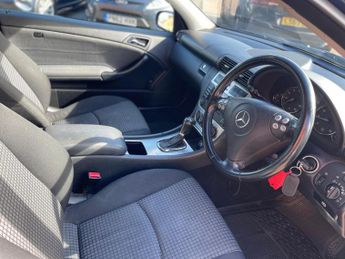 Mercedes-Benz C Class 1.8 C180 Kompressor SE Coupe 2dr Petrol Automatic (193 g/km, 143