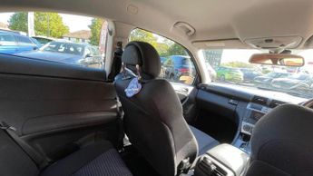 Mercedes-Benz C Class 1.8 C180 Kompressor SE Coupe 2dr Petrol Automatic (193 g/km, 143