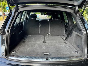 Audi Q7 3.0 TDI S line Tiptronic quattro 5dr