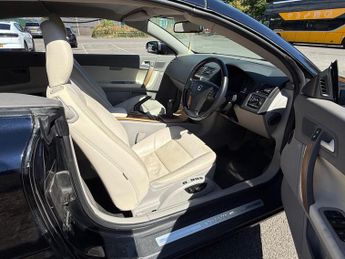 Volvo C70 2.0D SE 2dr