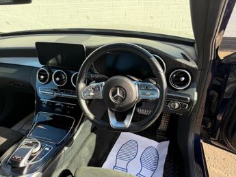 Mercedes-Benz C Class 2.0 C220d AMG Line (Premium Plus) G-Tronic+ Euro 6 (s/s) 4dr