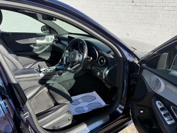 Mercedes-Benz C Class 2.0 C220d AMG Line (Premium Plus) G-Tronic+ Euro 6 (s/s) 4dr