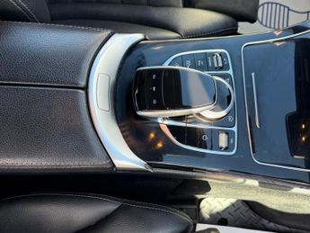 Mercedes-Benz C Class 2.0 C220d AMG Line (Premium Plus) G-Tronic+ Euro 6 (s/s) 4dr
