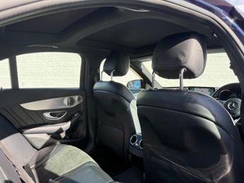 Mercedes-Benz C Class 2.0 C220d AMG Line (Premium Plus) G-Tronic+ Euro 6 (s/s) 4dr