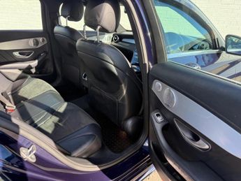 Mercedes-Benz C Class 2.0 C220d AMG Line (Premium Plus) G-Tronic+ Euro 6 (s/s) 4dr