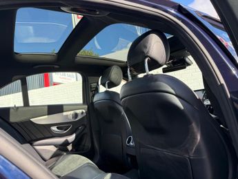 Mercedes-Benz C Class 2.0 C220d AMG Line (Premium Plus) G-Tronic+ Euro 6 (s/s) 4dr