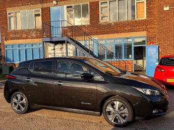 Nissan Leaf 40kWh Tekna Hatchback 5dr Electric Auto (150 ps)