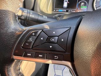 Nissan Leaf 40kWh Tekna Hatchback 5dr Electric Auto (150 ps)