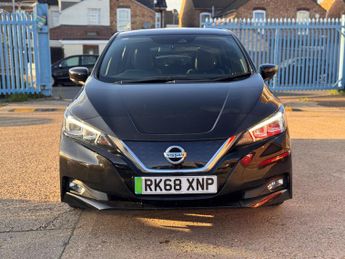 Nissan Leaf 40kWh Tekna Hatchback 5dr Electric Auto (150 ps)