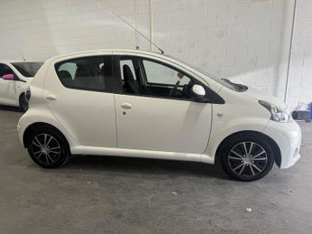 Toyota AYGO 1.0 VVT-i Move Euro 5 5dr