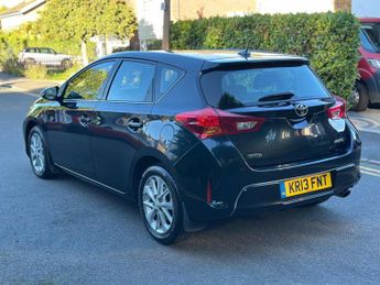 Toyota Auris 1.6 V-Matic Icon Multidrive S Euro 5 5dr