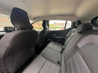 Dacia Sandero Stepway 1.0 TCe Prestige CVT Euro 6 (s/s) 5dr