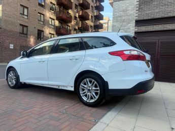 Ford Focus 1.6 Titanium Powershift Euro 5 5dr