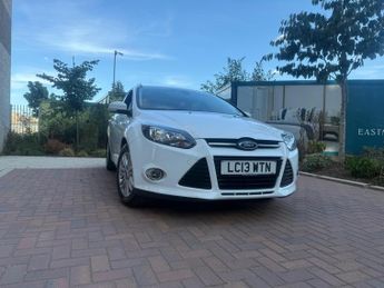 Ford Focus 1.6 Titanium Powershift Euro 5 5dr