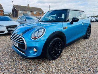 MINI Hatch 1.5 Cooper Auto Euro 6 (s/s) 3dr