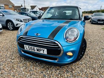 MINI Hatch 1.5 Cooper Auto Euro 6 (s/s) 3dr