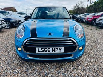 MINI Hatch 1.5 Cooper Auto Euro 6 (s/s) 3dr