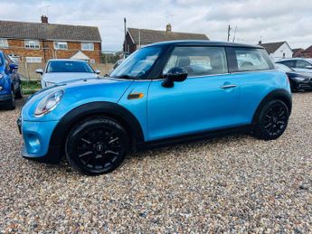 MINI Hatch 1.5 Cooper Auto Euro 6 (s/s) 3dr