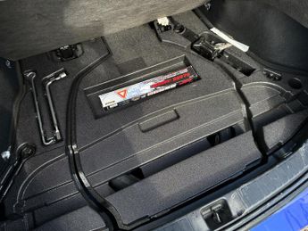 Toyota Prius 1.8 Hybrid Active 5dr