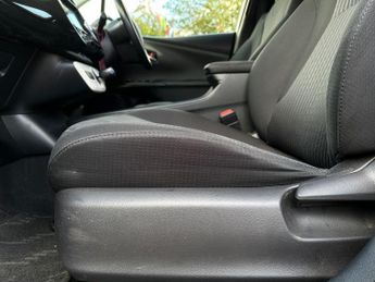 Toyota Prius 1.8 Hybrid Active 5dr