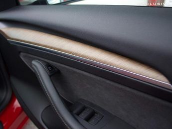 Tesla Model 3 Auto RWD 4dr