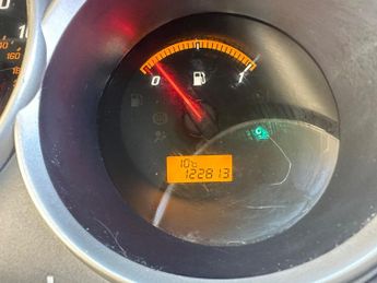 Honda Jazz 1.4 i-DSI SE 5dr