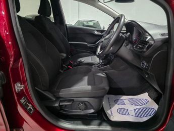 Ford Fiesta 1.0T EcoBoost Titanium Auto Euro 6 (s/s) 5dr