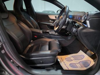 Mercedes-Benz CLA 1.3 CLA250e 15.6kWh AMG Line (Premium Plus) Coupe 8G-DCT Euro 6 