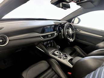 Alfa Romeo Stelvio 2.2 TD Veloce Auto Q4 AWD Euro 6 (s/s) 5dr