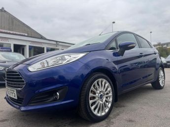 Ford Fiesta 1.0T EcoBoost Titanium Euro 5 (s/s) 5dr