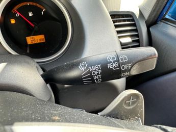 Honda Jazz 1.4 i-DSI SE CVT-7 5dr
