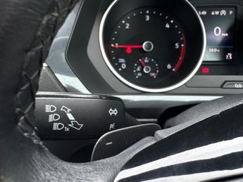 Volkswagen Tiguan 2.0 TDI SE Navigation DSG 4Motion Euro 6 (s/s) 5dr