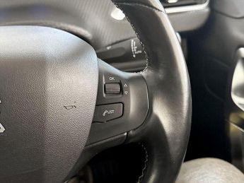 Peugeot 2008 1.2 PureTech Allure EAT Euro 6 (s/s) 5dr