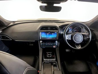 Jaguar F-PACE 2.0 D180 R-Sport Auto AWD Euro 6 (s/s) 5dr