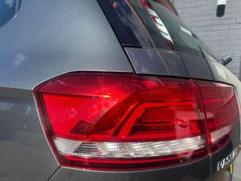VOLKSWAGEN PASSAT 2.0 TDI BlueMotion Tech S Estate 5dr Diesel DSG Euro 6 (s/s) (15