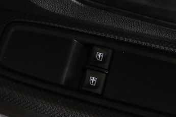 Dacia Sandero 1.0 TCe Essential Euro 6 (s/s) 5dr