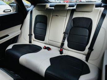 Jaguar XF 3.0d V6 S Auto Euro 6 (s/s) 4dr