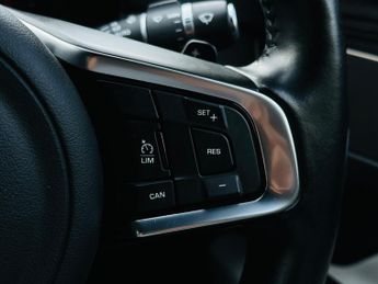 Jaguar XF 3.0d V6 S Auto Euro 6 (s/s) 4dr