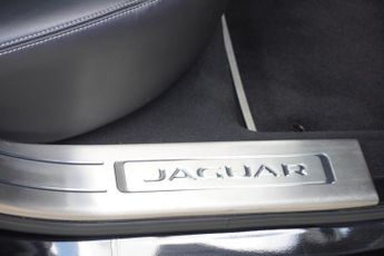 Jaguar XJ 3.0d V6 Premium Luxury Auto Euro 6 (s/s) 4dr (LWB)