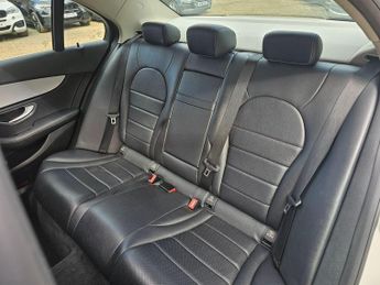 Mercedes-Benz C Class 2.0 C200 Sport (Premium) 7G-Tronic+ Euro 6 (s/s) 4dr